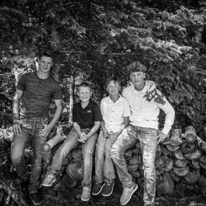 Meet your Posher, Dana